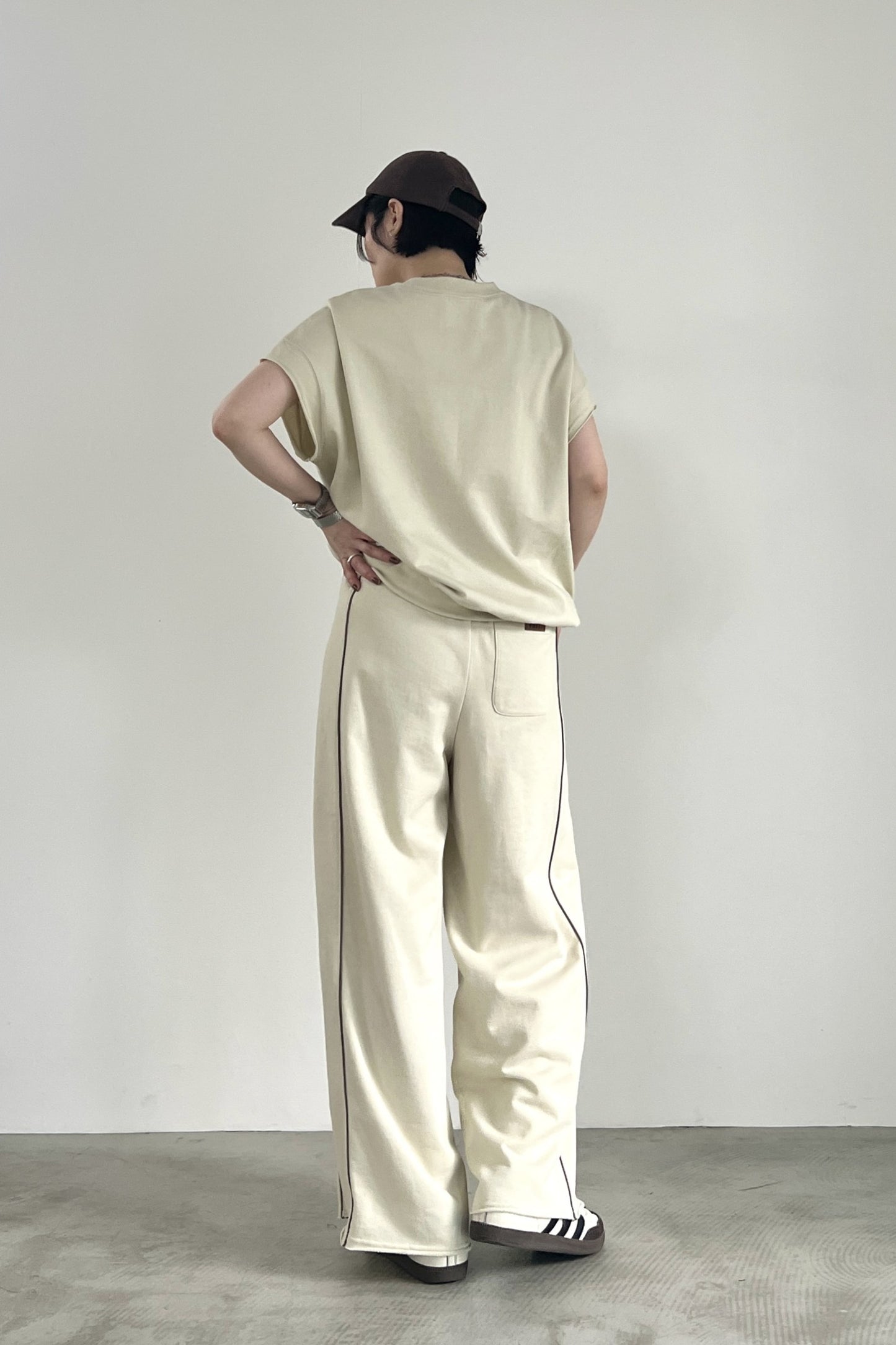 ミニ裏毛スリーブレスプルオーバー F3289