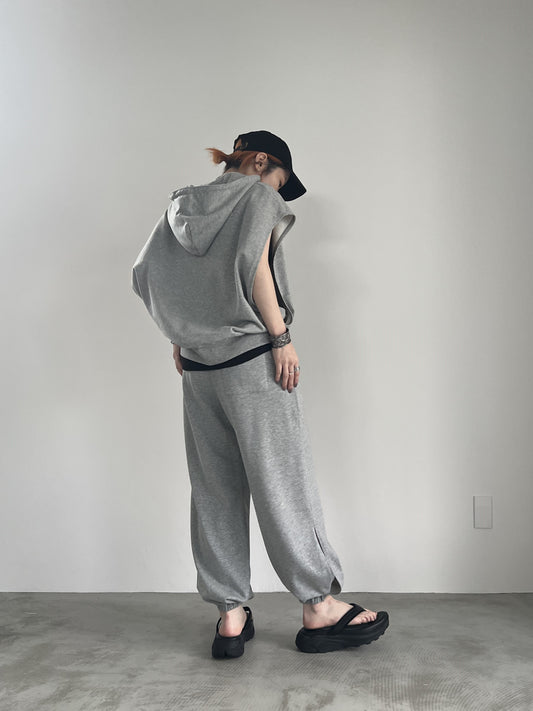 スリーブレスフーディー F3238