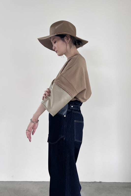 レザースリーブスウェットTシャツ F3250