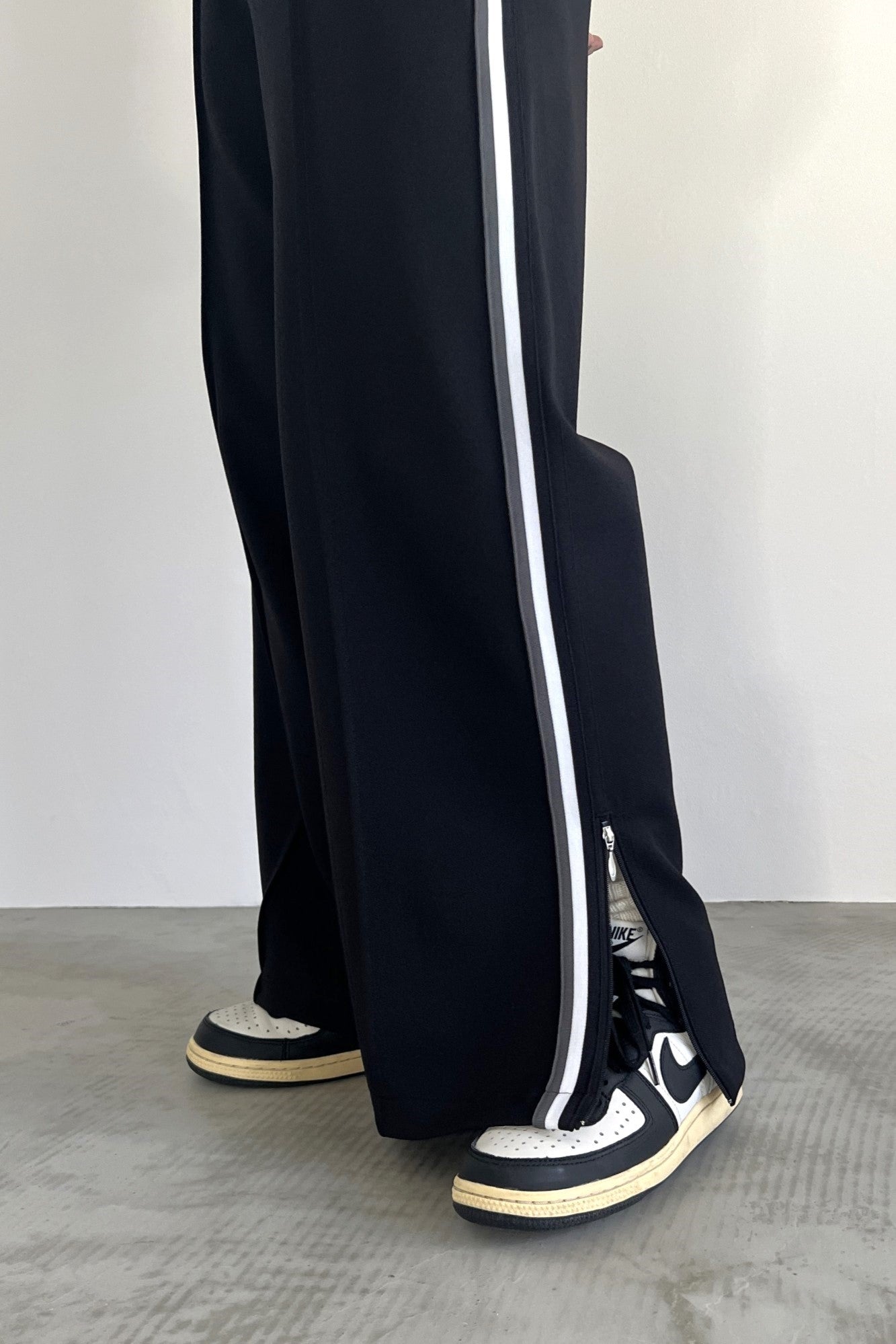 サイドライントラックパンツ F2128