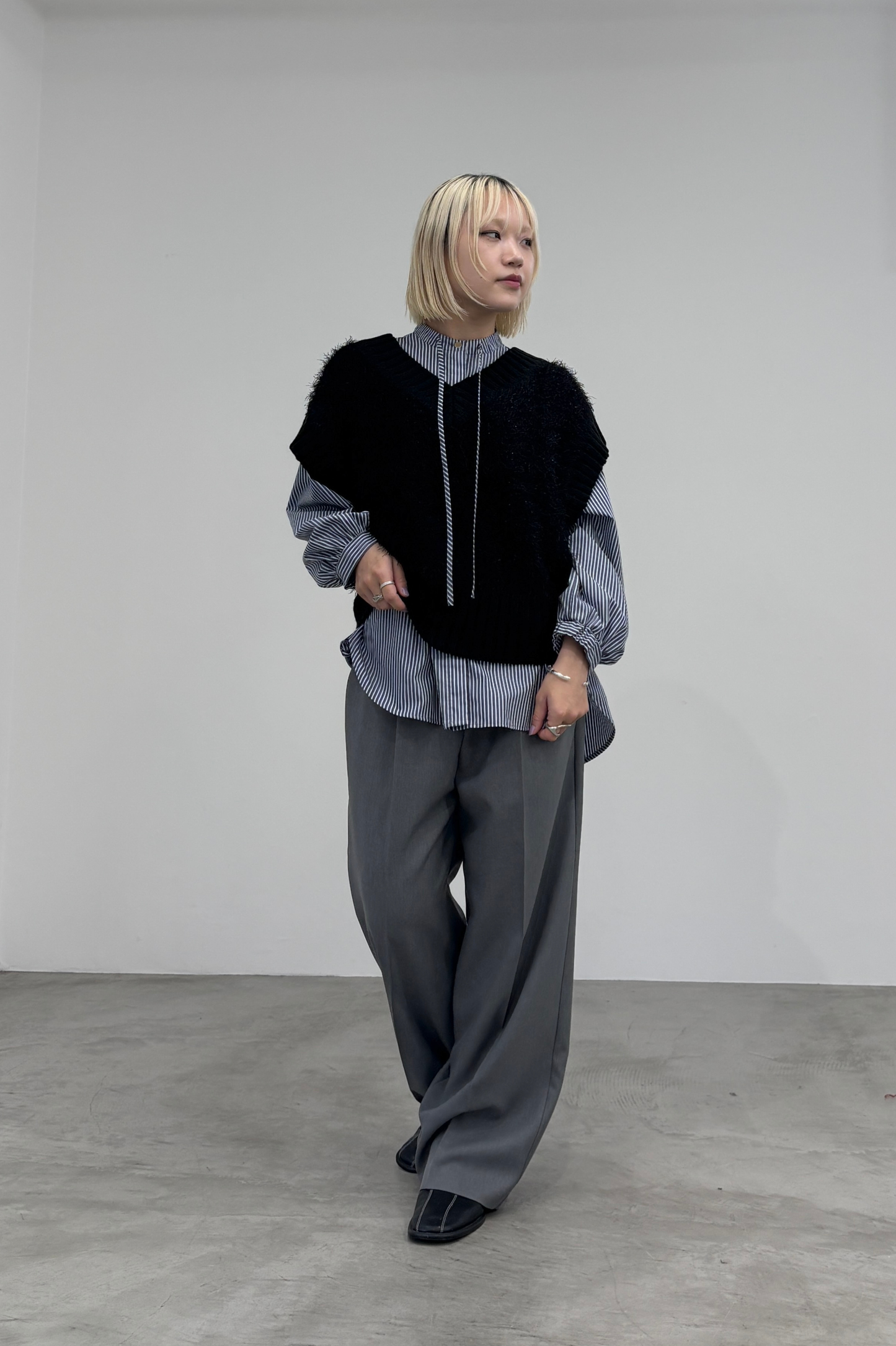 Vネックモールニットベスト 35556