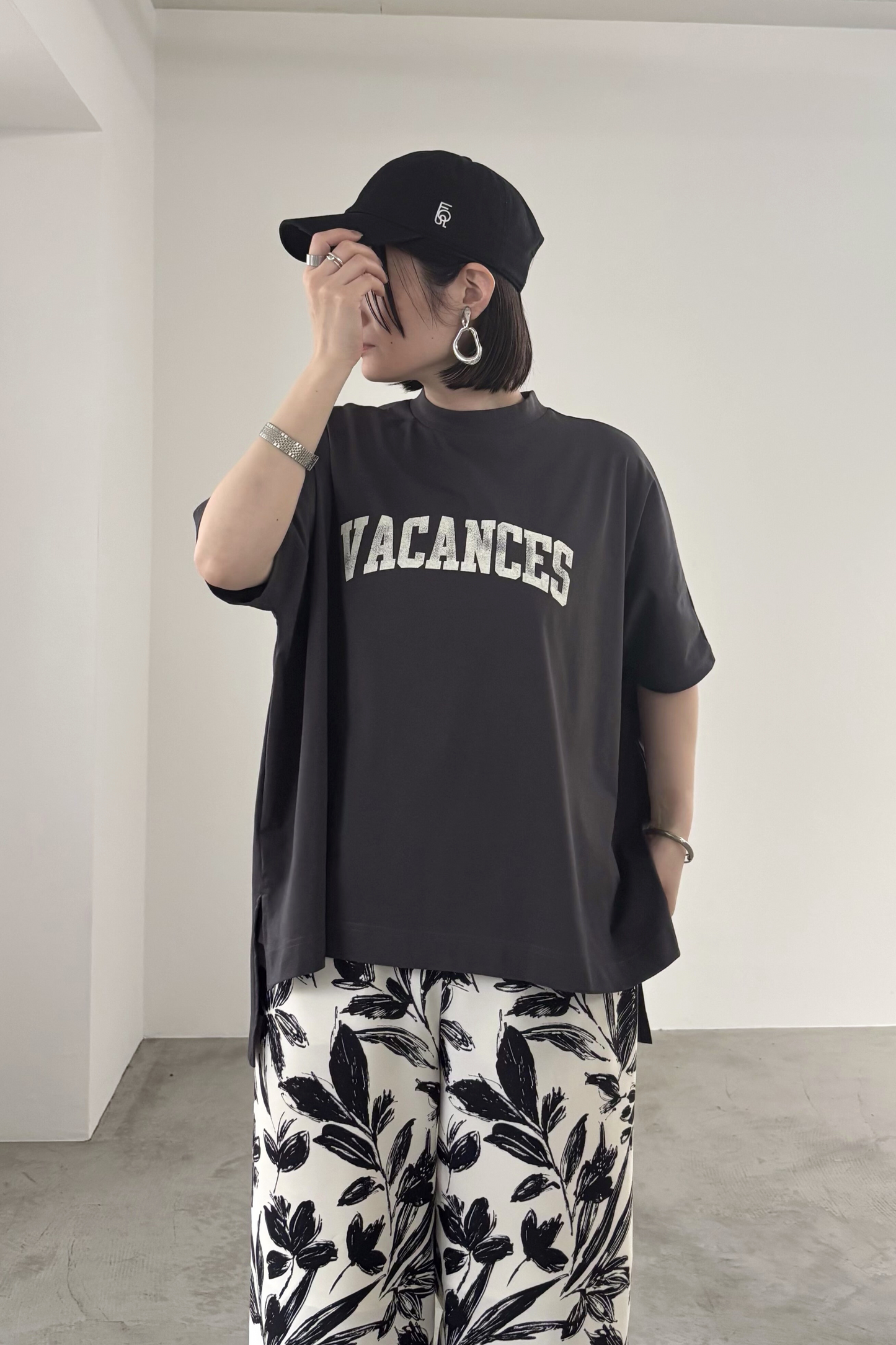 VACANCEモックネックTEE 35512
