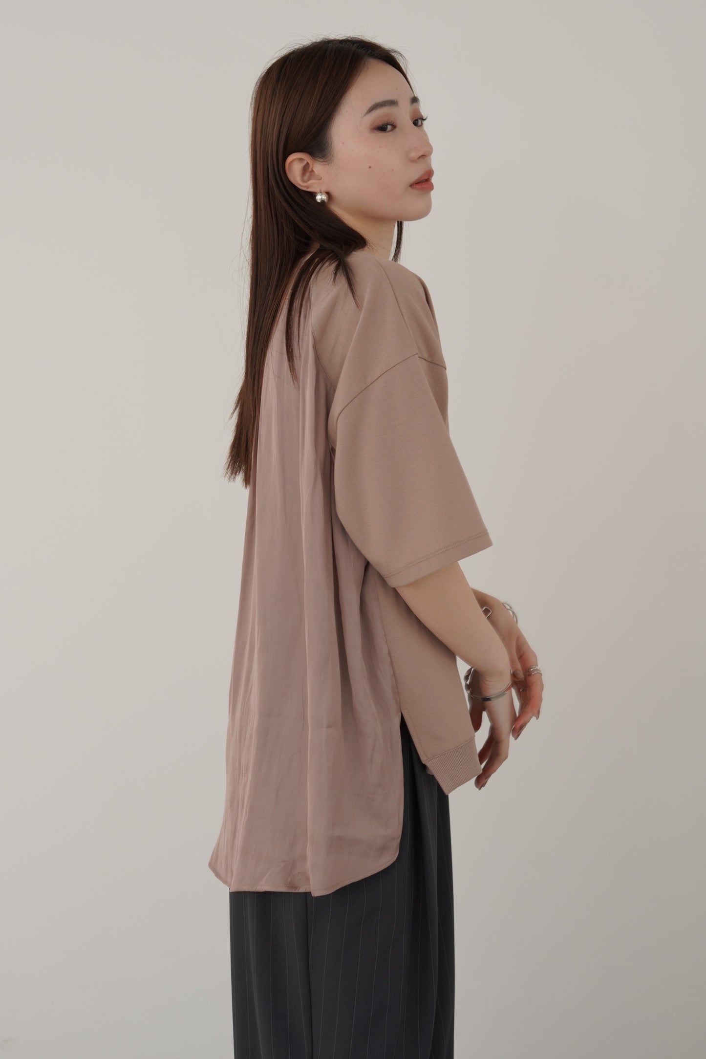バックサテンロゴTシャツ 35397