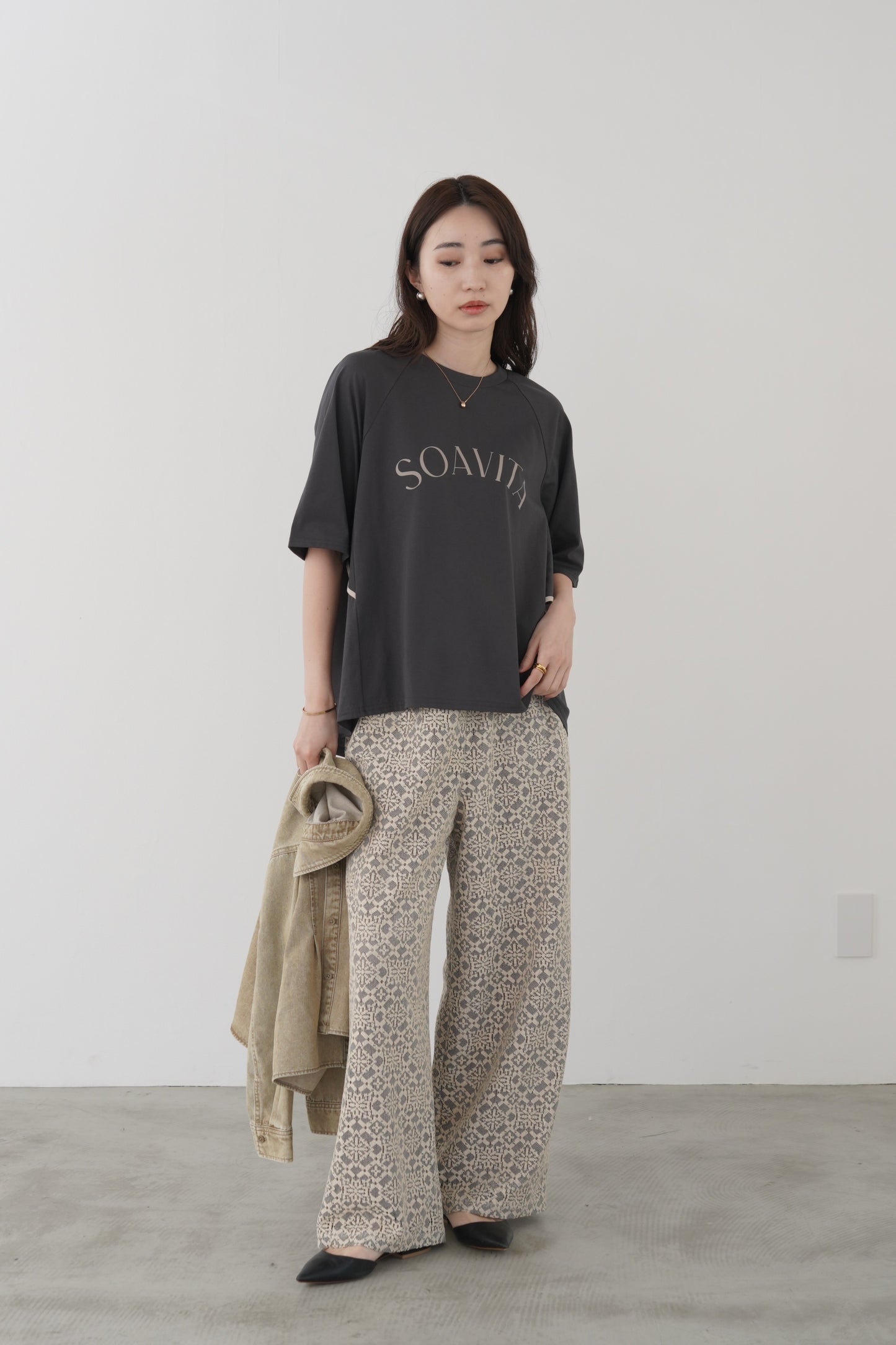 パイピングバックフリルTEE 35522