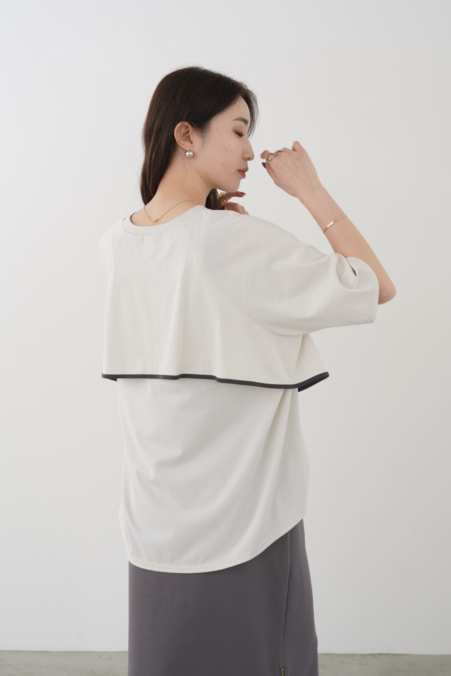 パイピングバックフリルTEE 35522