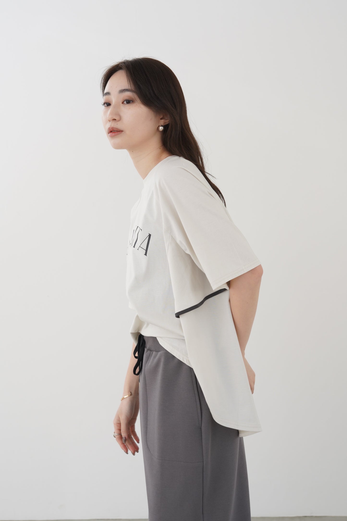 パイピングバックフリルTEE 35522