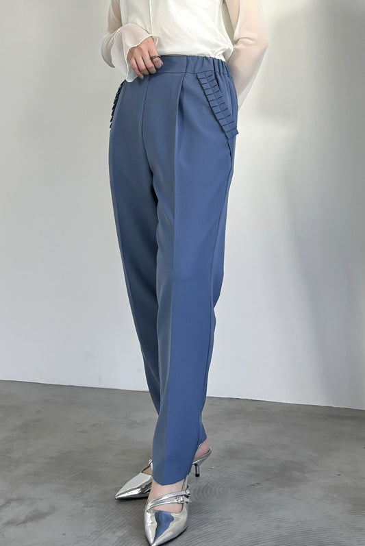 ストレッチテーパードパンツ 23083