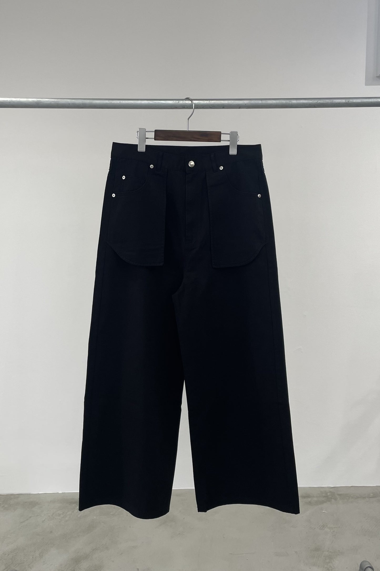 バックベルトワイドパンツ F2131