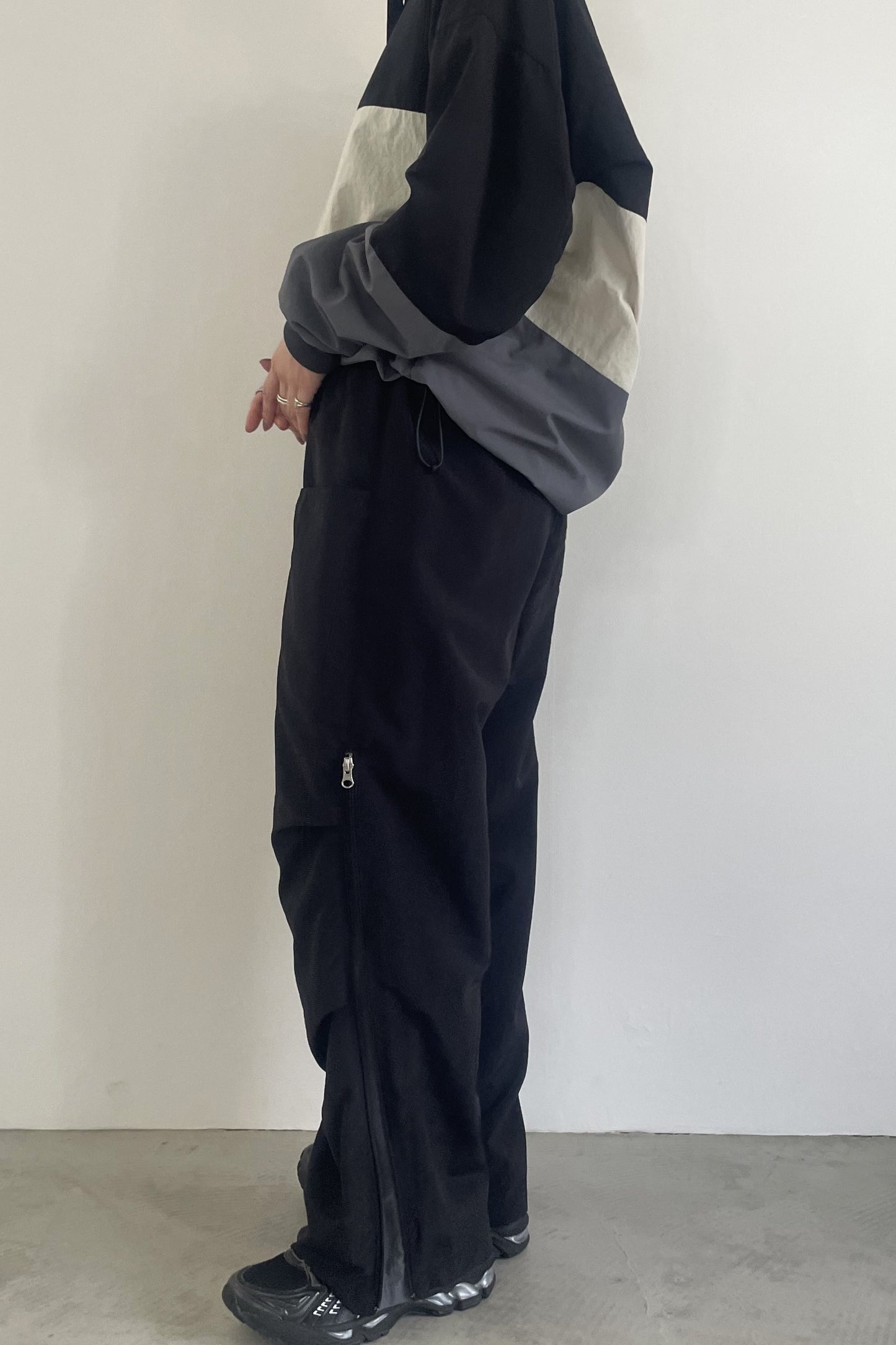 ナイロンパラシュートパンツ F2136
