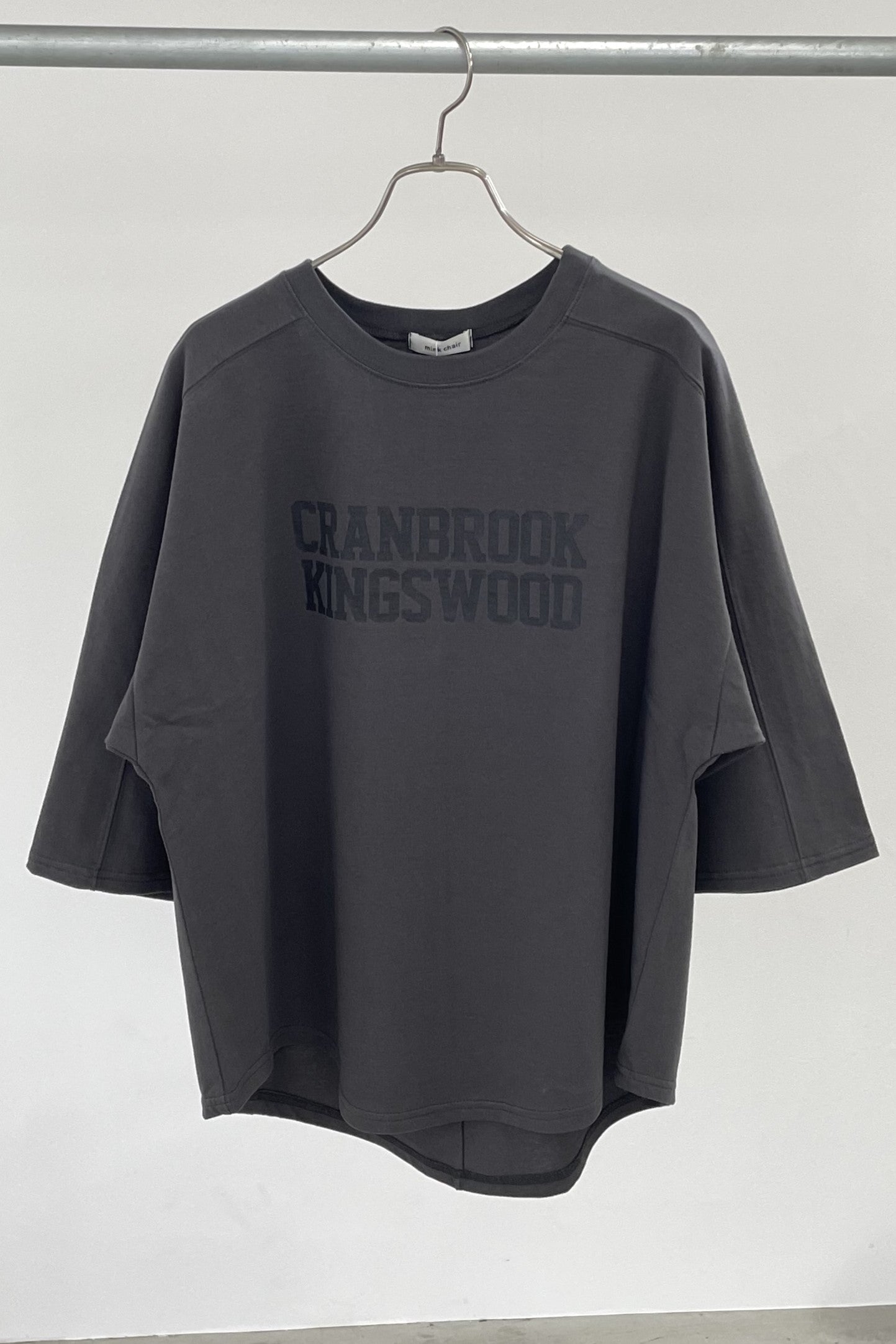 変形スリーブロゴTシャツ 35395