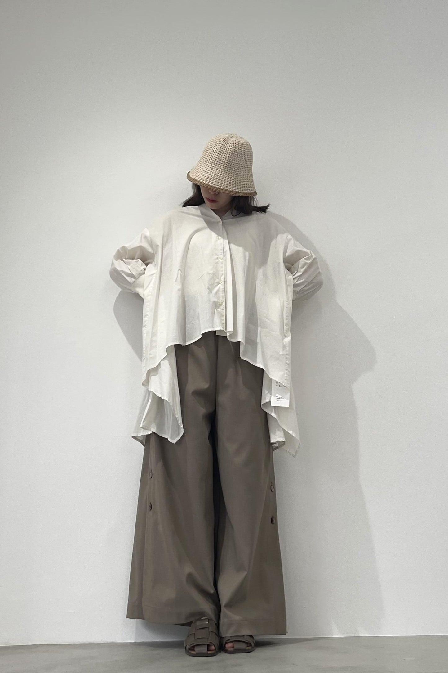 ノーカラードレープシャツ 15747