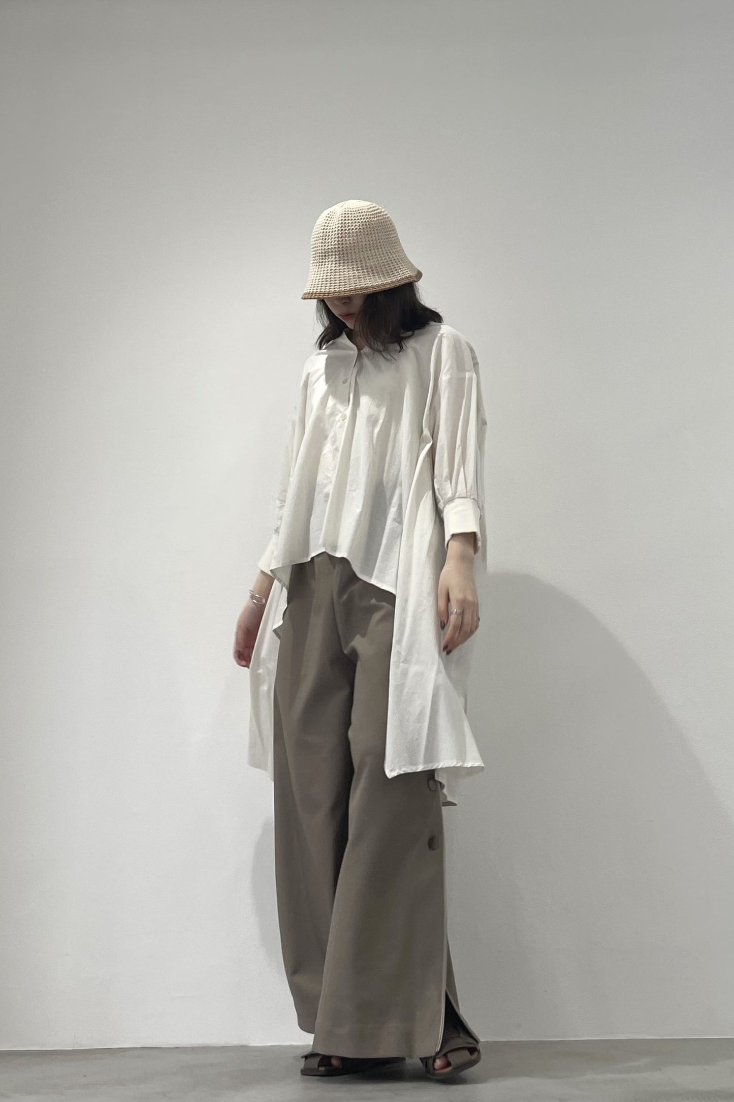 ノーカラードレープシャツ 15747