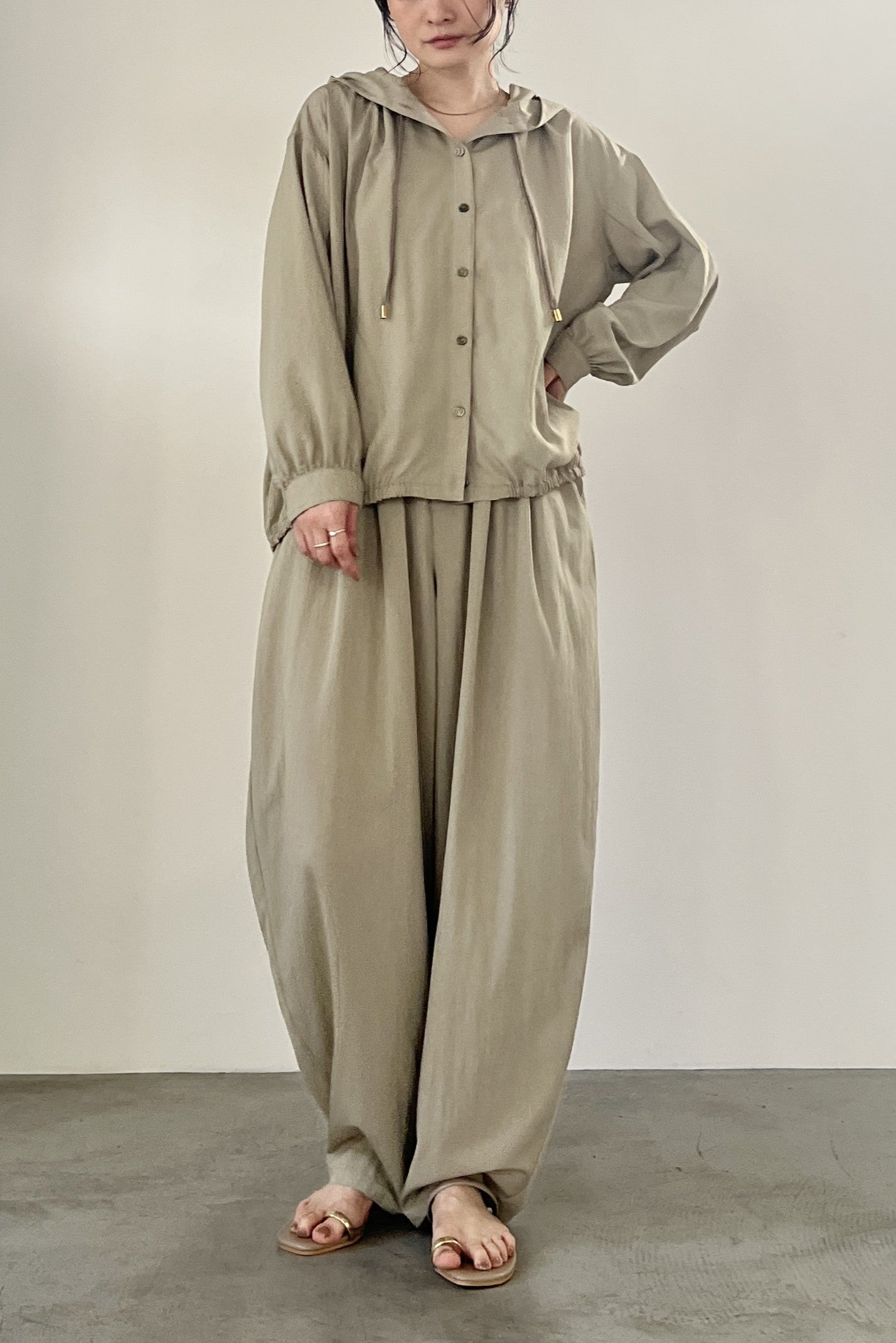 フーディーギャザーBL　M10002