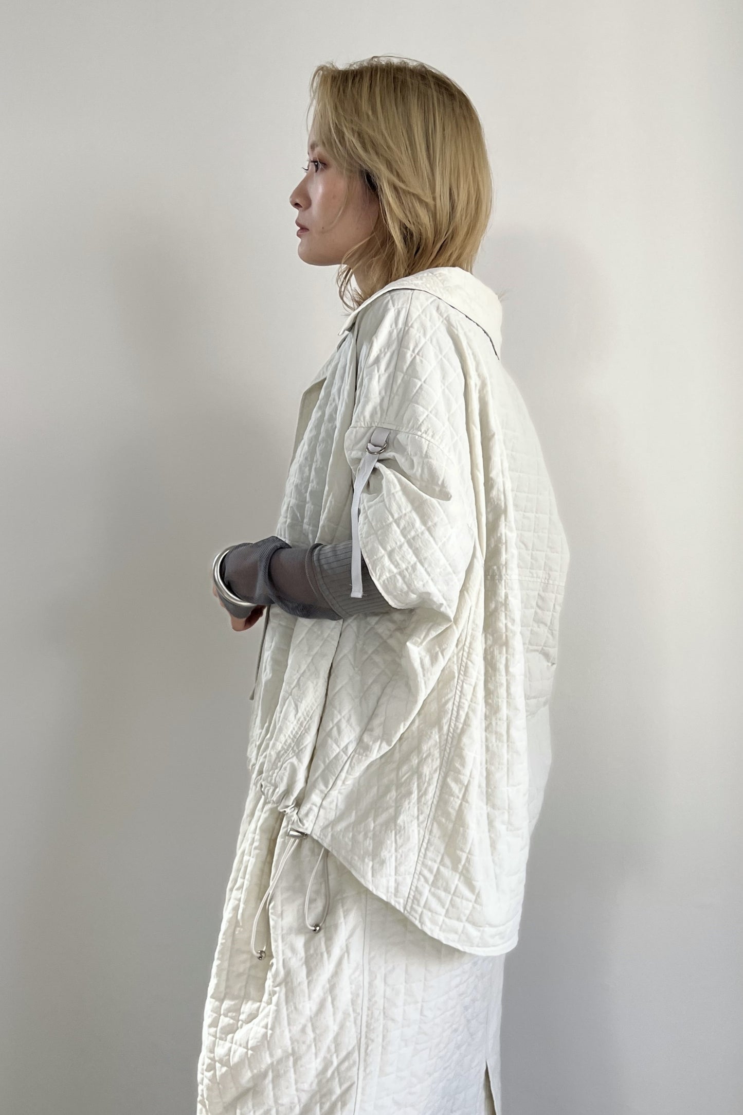 エンボスナイロンフレンチスリーブシャツ　F1168