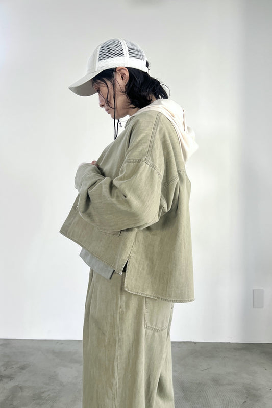 ポケットデザインクロップドシャツ　F1205