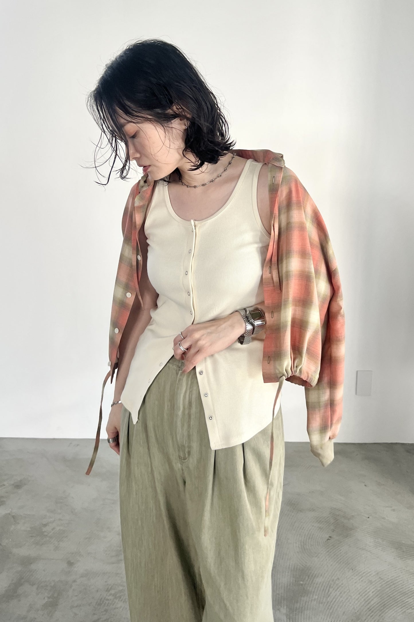 オンブレーチェックフードシャツ　F1207