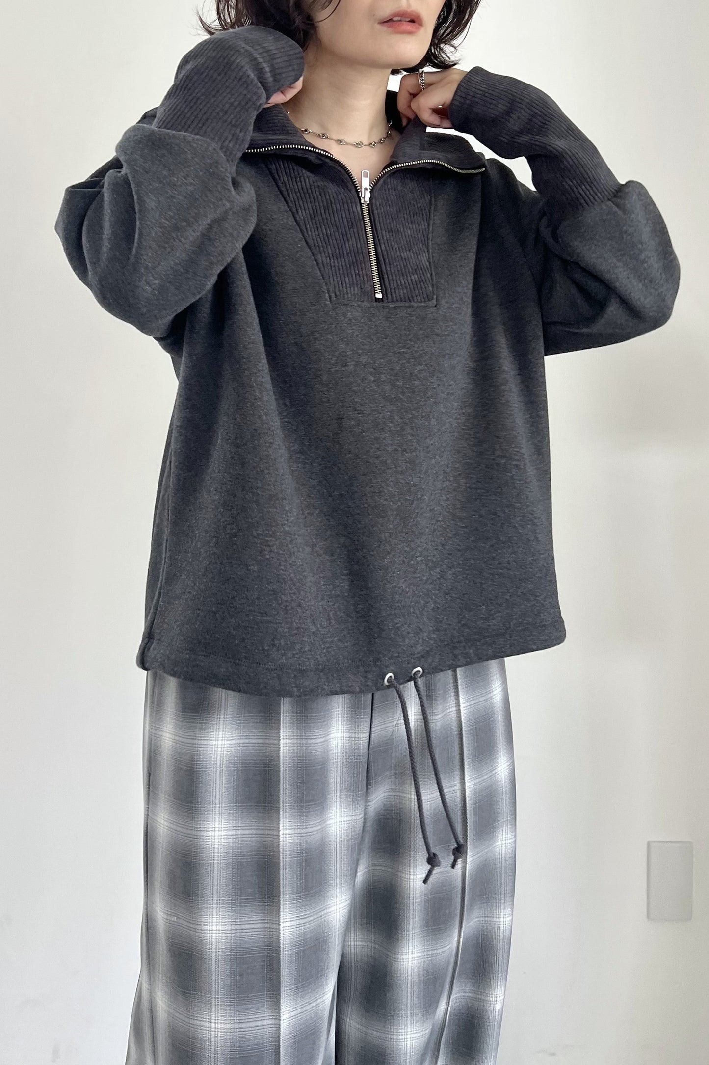 ボンバーヒートハーフジッププルオーバー　F3297