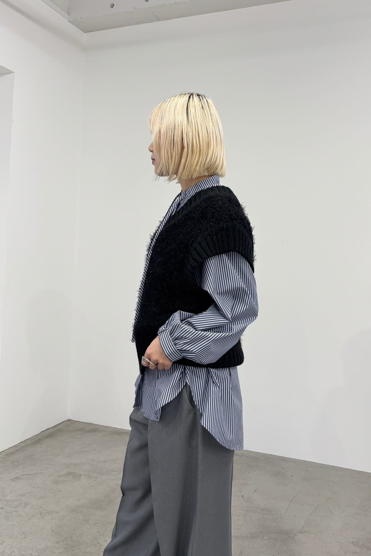 Vネックモールニットベスト　35556