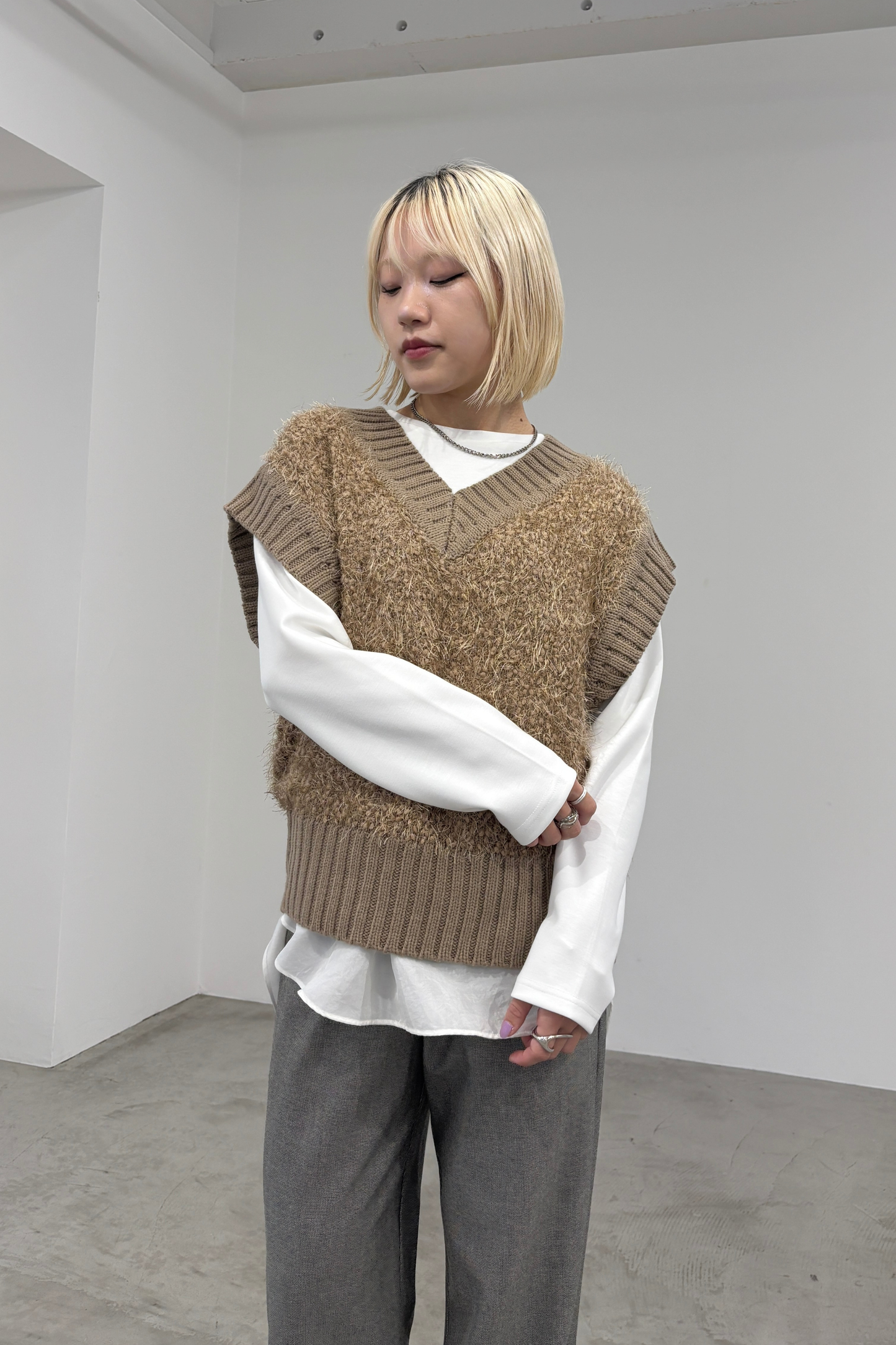 Vネックモールニットベスト　35556