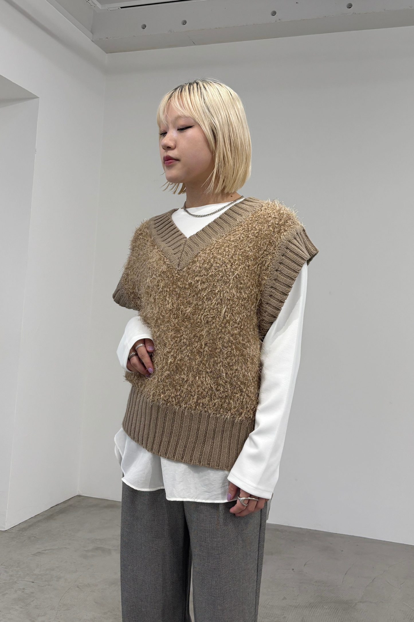 Vネックモールニットベスト　35556