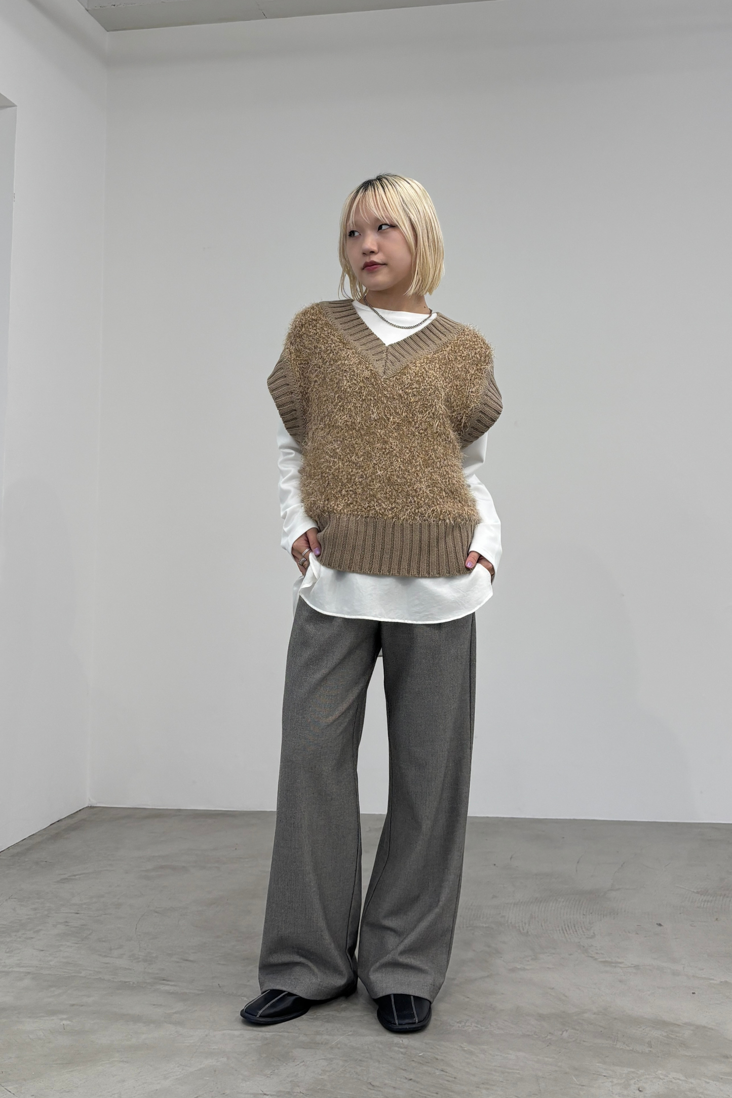 Vネックモールニットベスト　35556