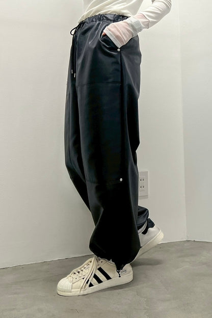 レザーライクダブルニーPT    F2163
