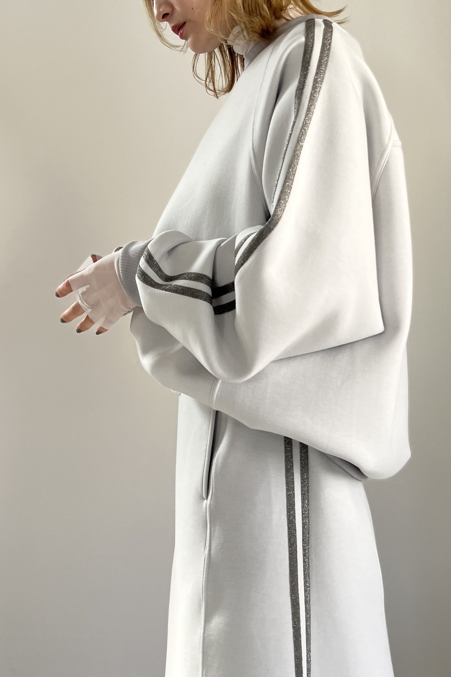 ラインスリーブボンディングプルオーバー　F3234