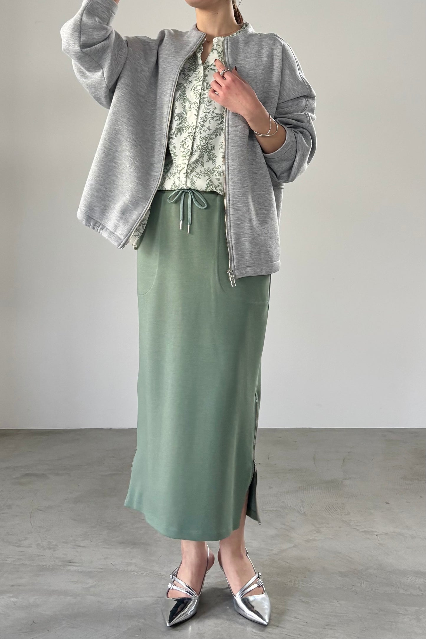 コクーンノーカラーブルゾン　35592