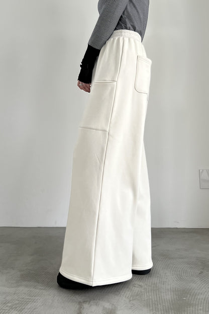 ボンバーヒートワイドパンツ　F2162