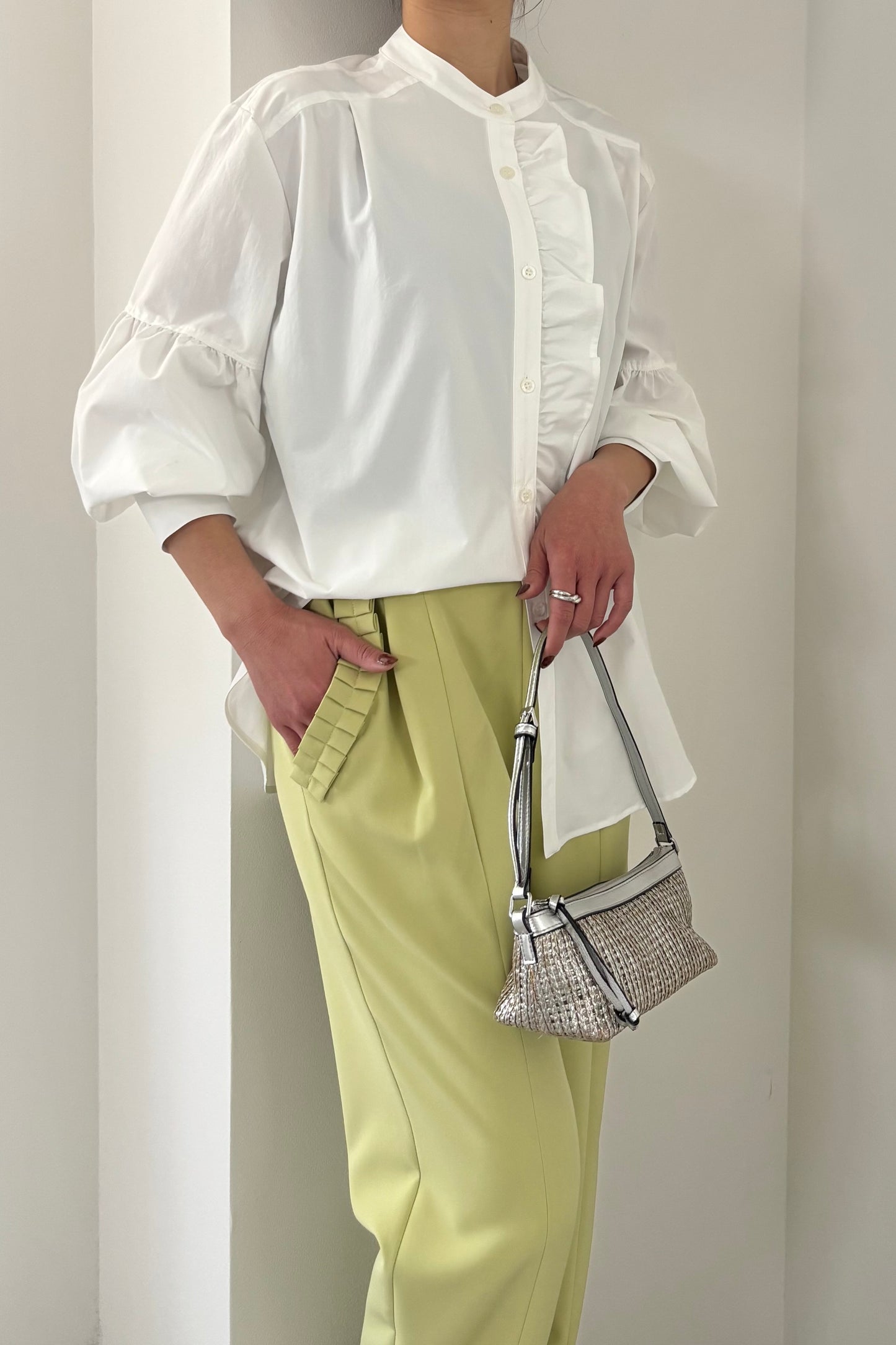 バンドカラーフリルBL　15945