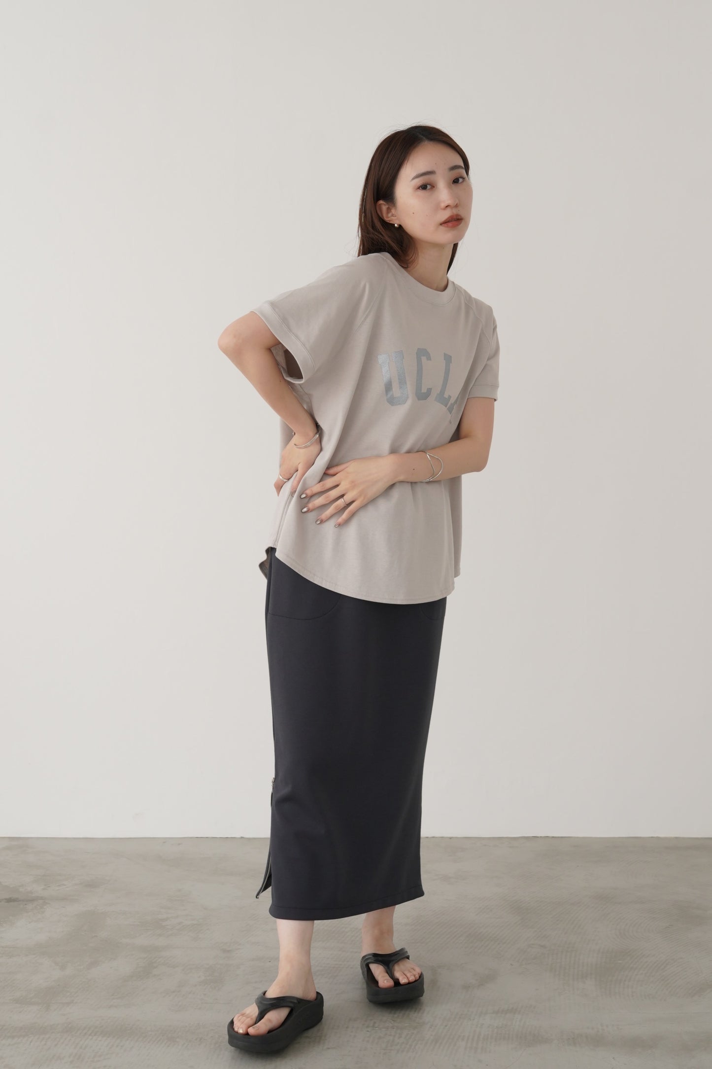 シルバーロゴプリントTシャツ　35408