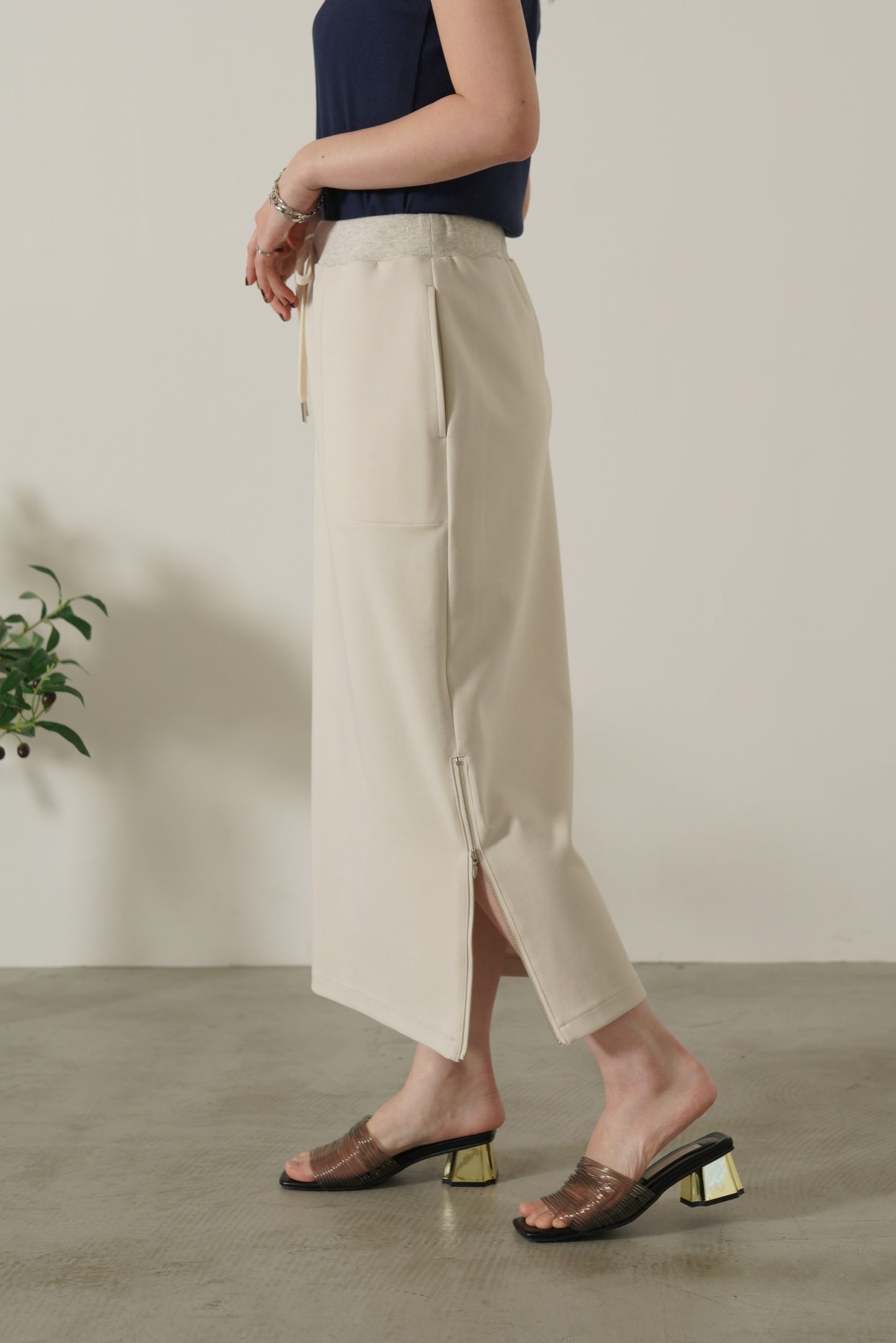 サイドファスナーポンチタイトSK　23185