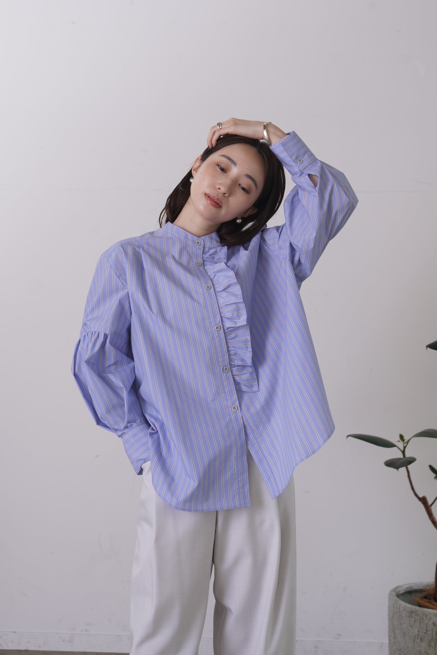 バンドカラーフリルBL　15945