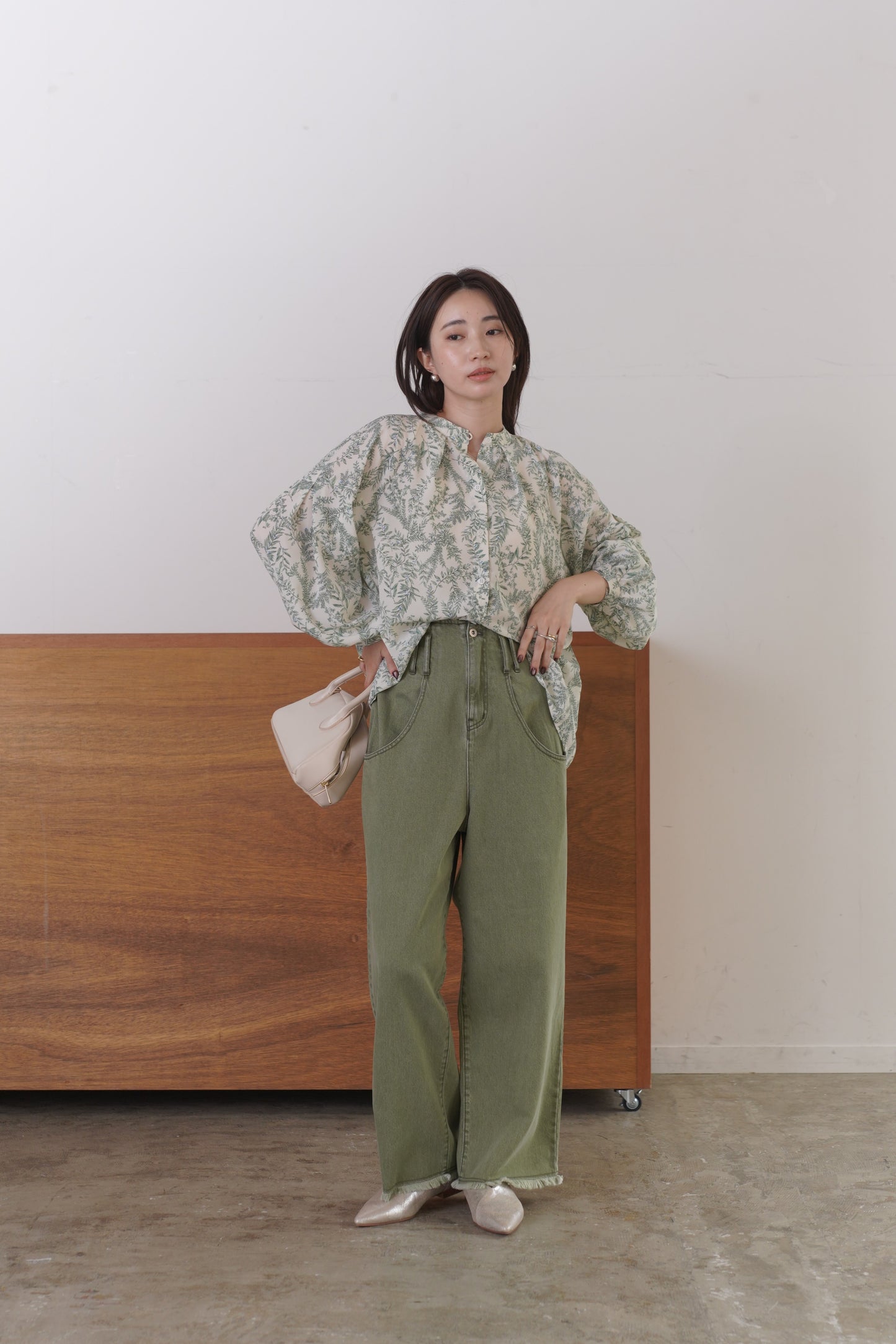 ボタニカルプリントBL 15947