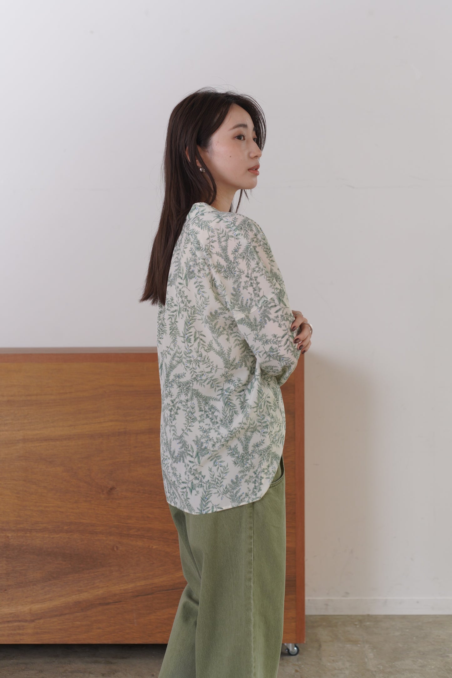 ボタニカルプリントBL 15947