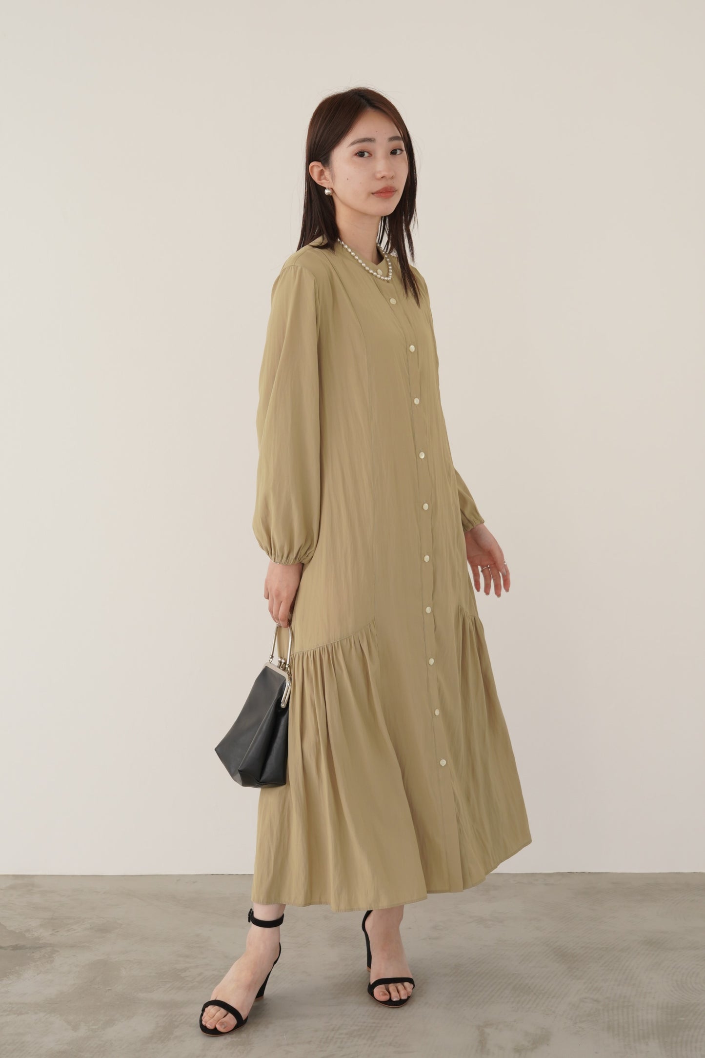 ギャザーフレアシャツワンピース　15731