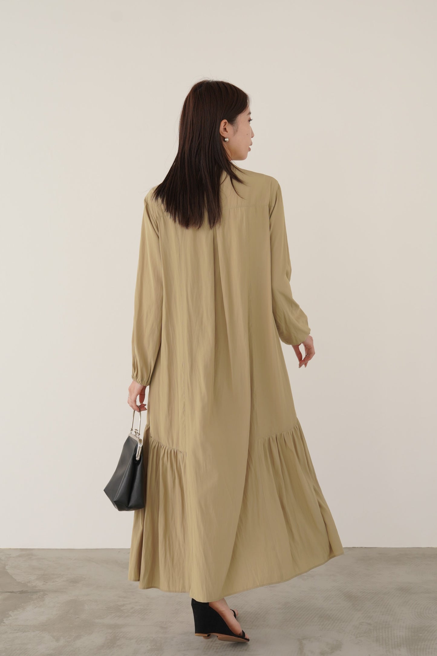 ギャザーフレアシャツワンピース　15731