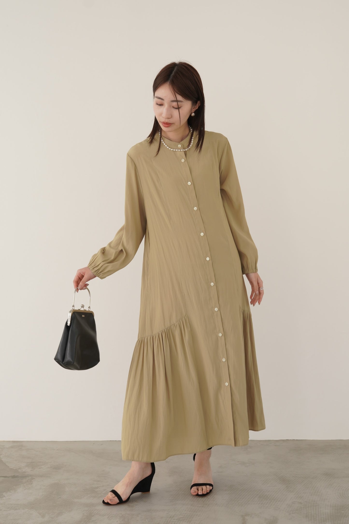 ギャザーフレアシャツワンピース　15731