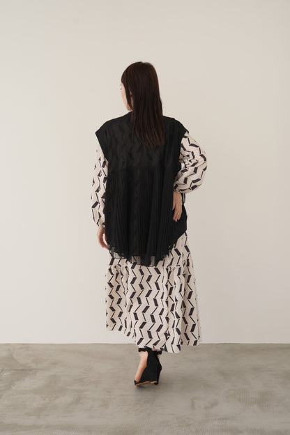 プリーツチュールベスト　15739