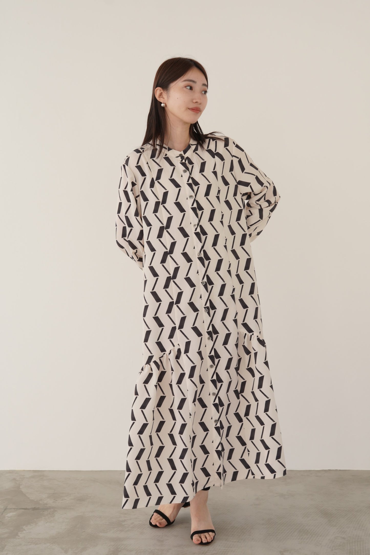 ギャザーフレアシャツワンピース　15731