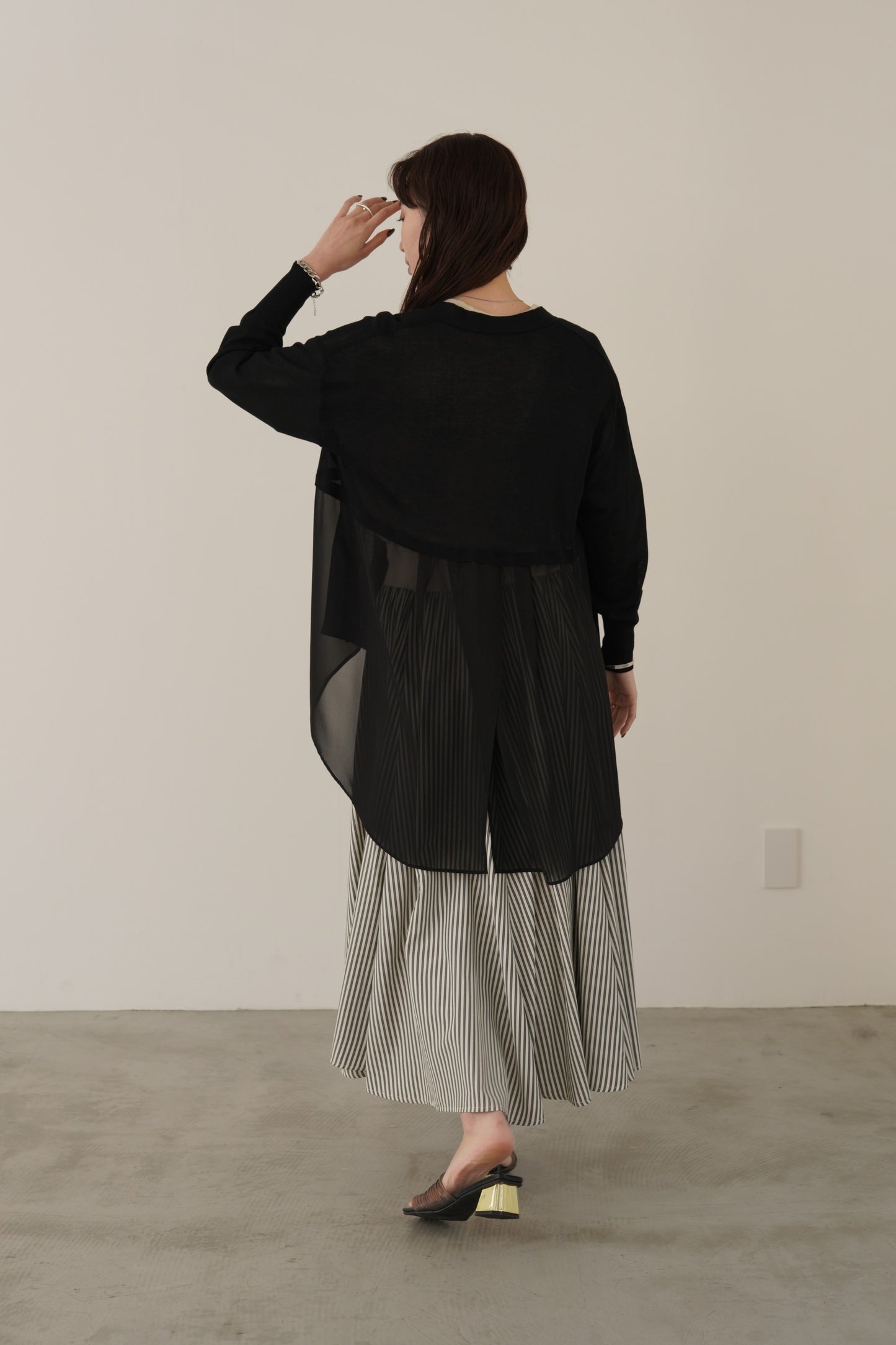 セミロングシフォンカーディガン　35500