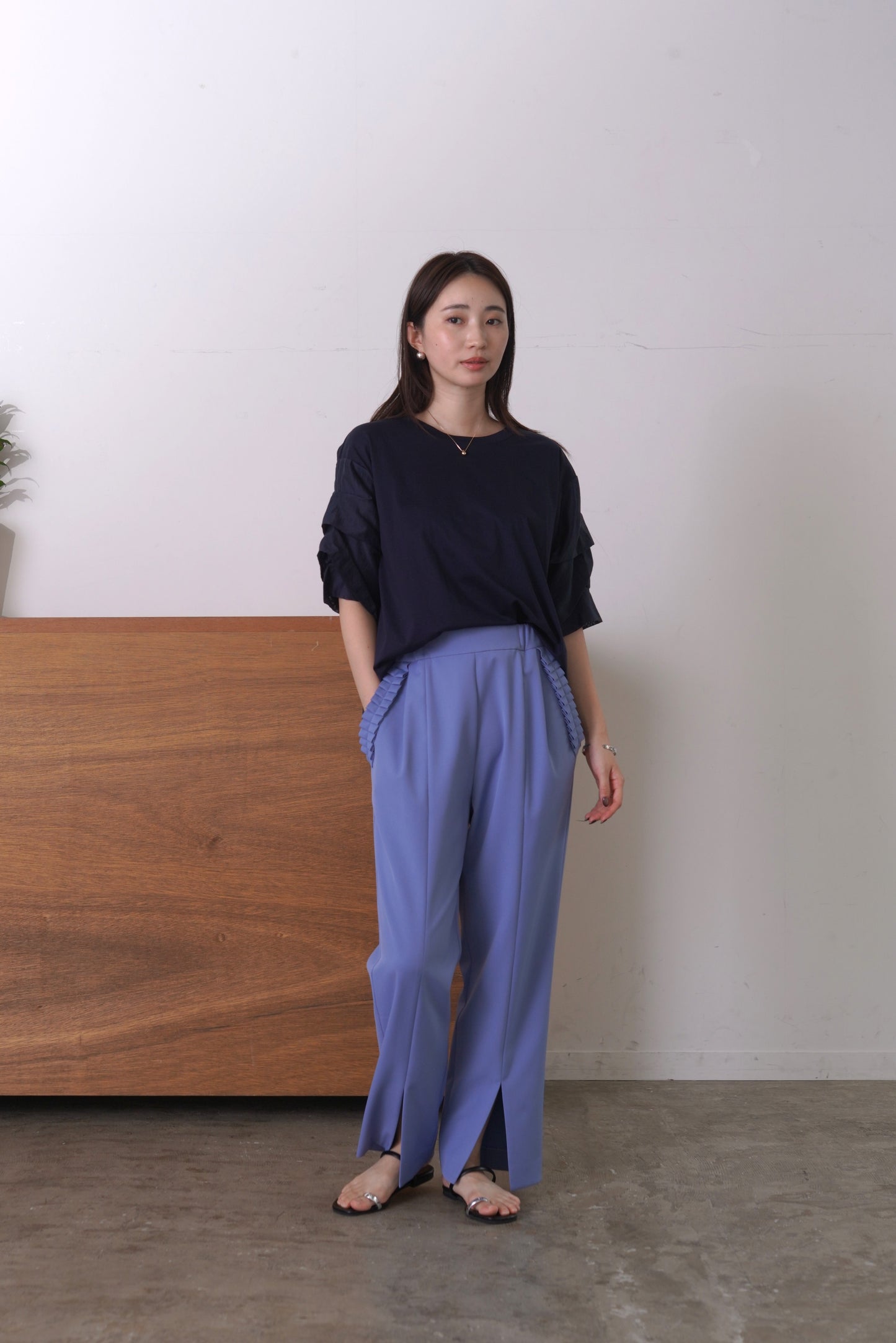 ポケットフリルテーパードPT　23188