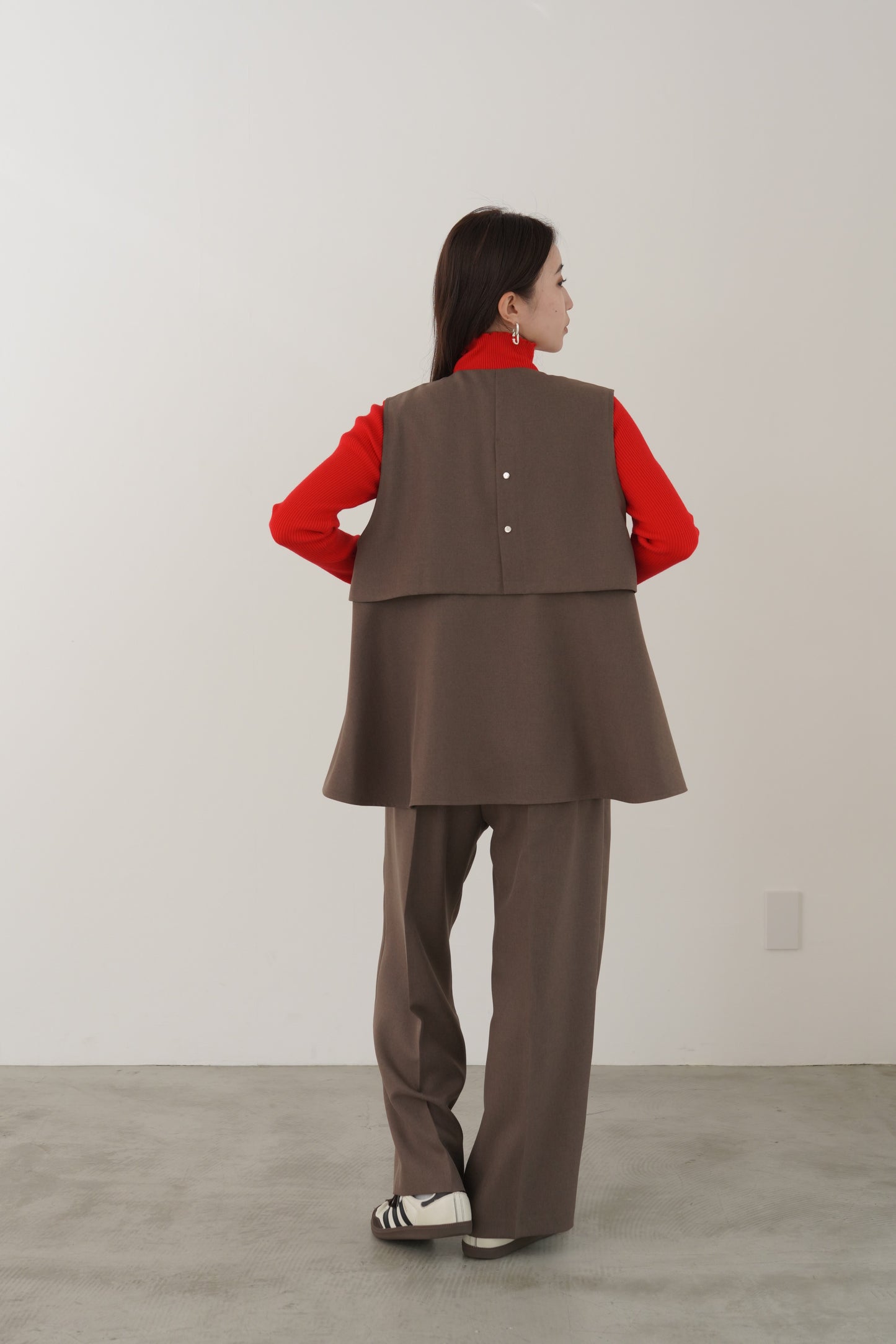 ミニフリルストレートパンツ　23165