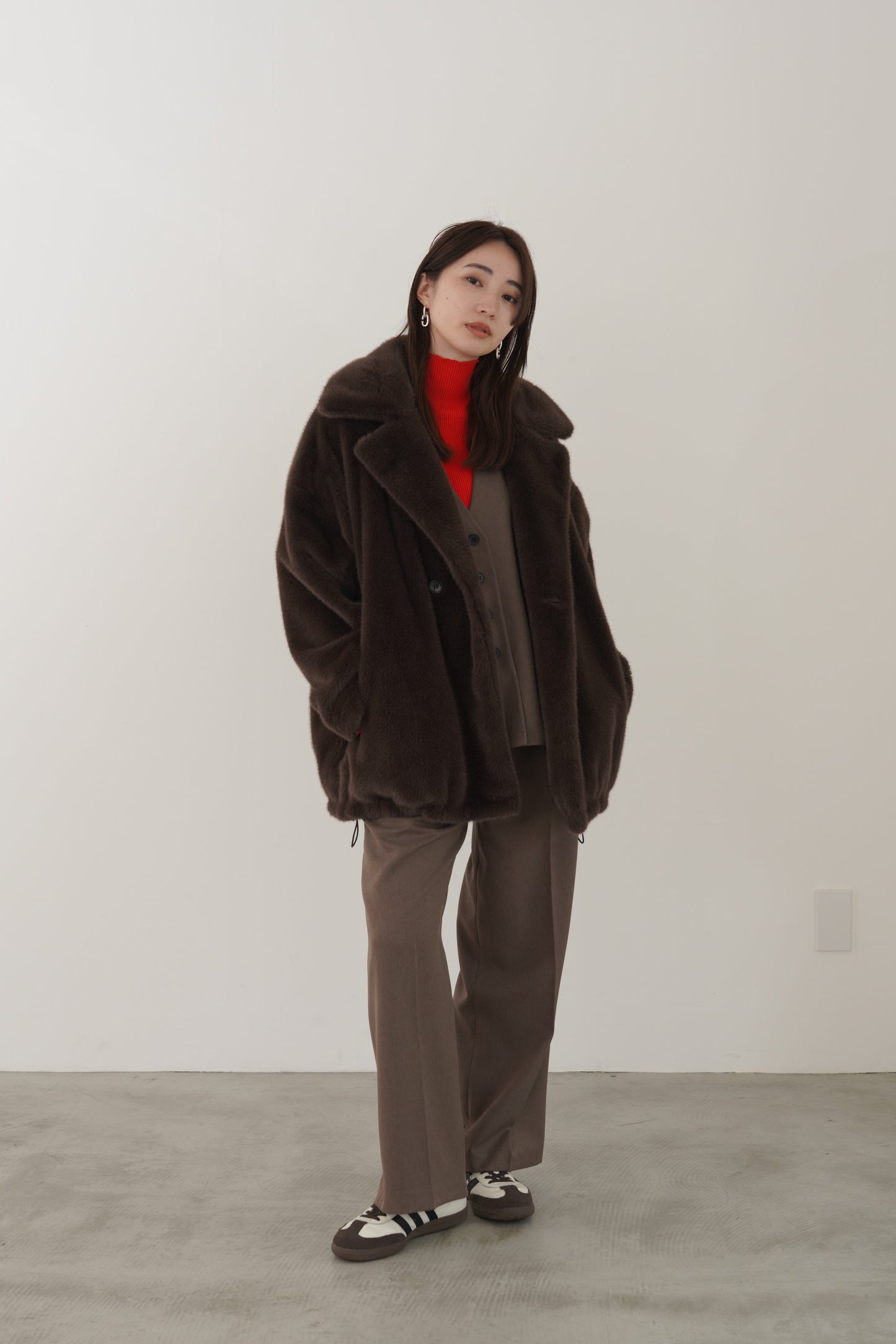 ミニフリルストレートパンツ　23165