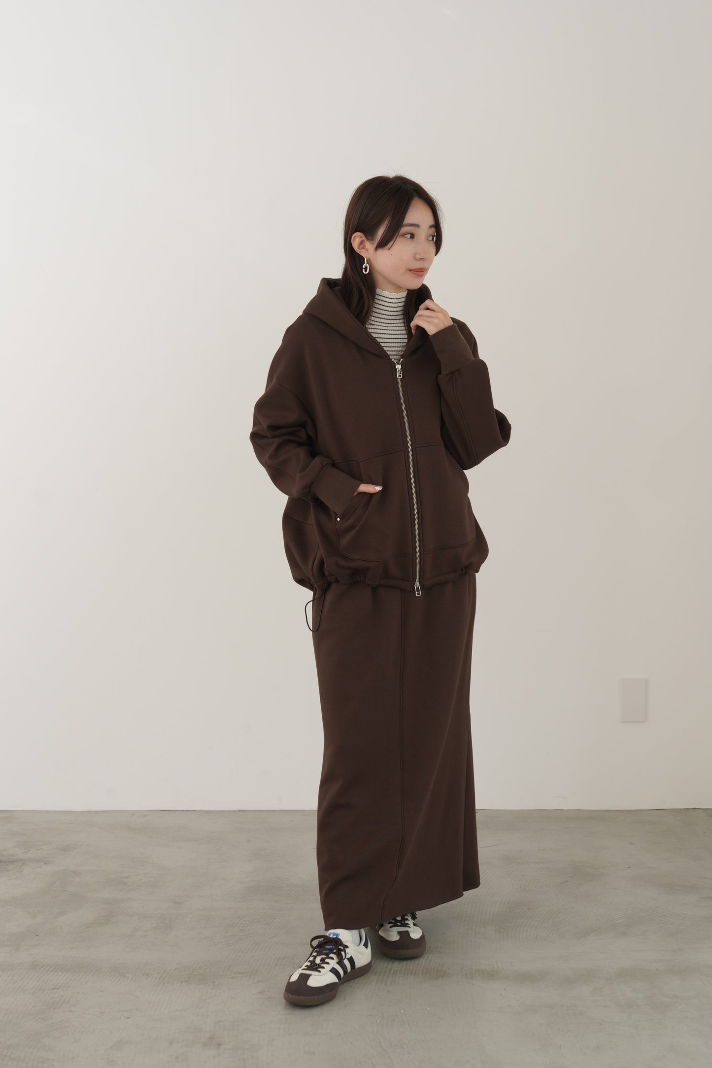 ドットボタンスリーブニット　35552