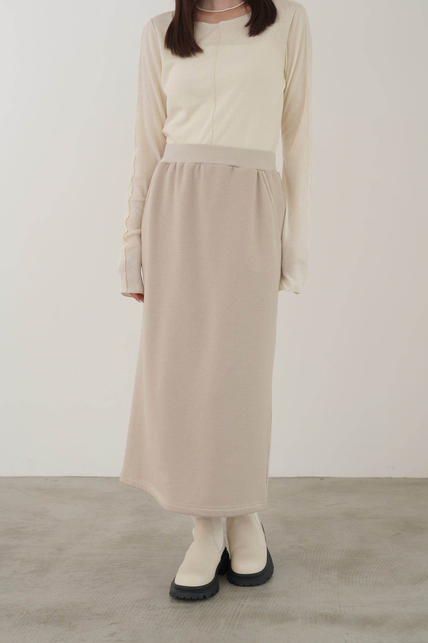 ダフィームートンタイトスカート　23168