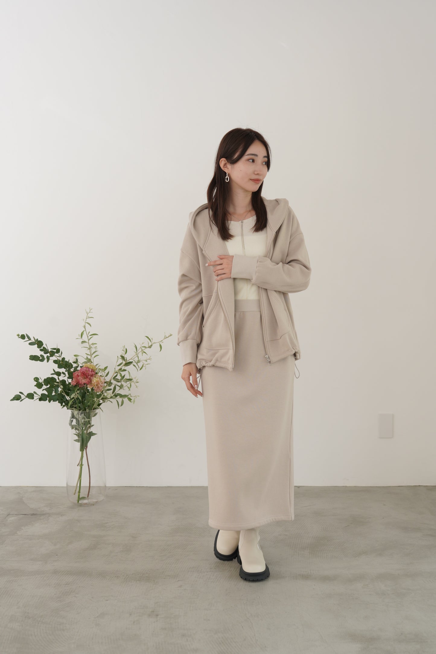 ダフィームートンタイトスカート　23168