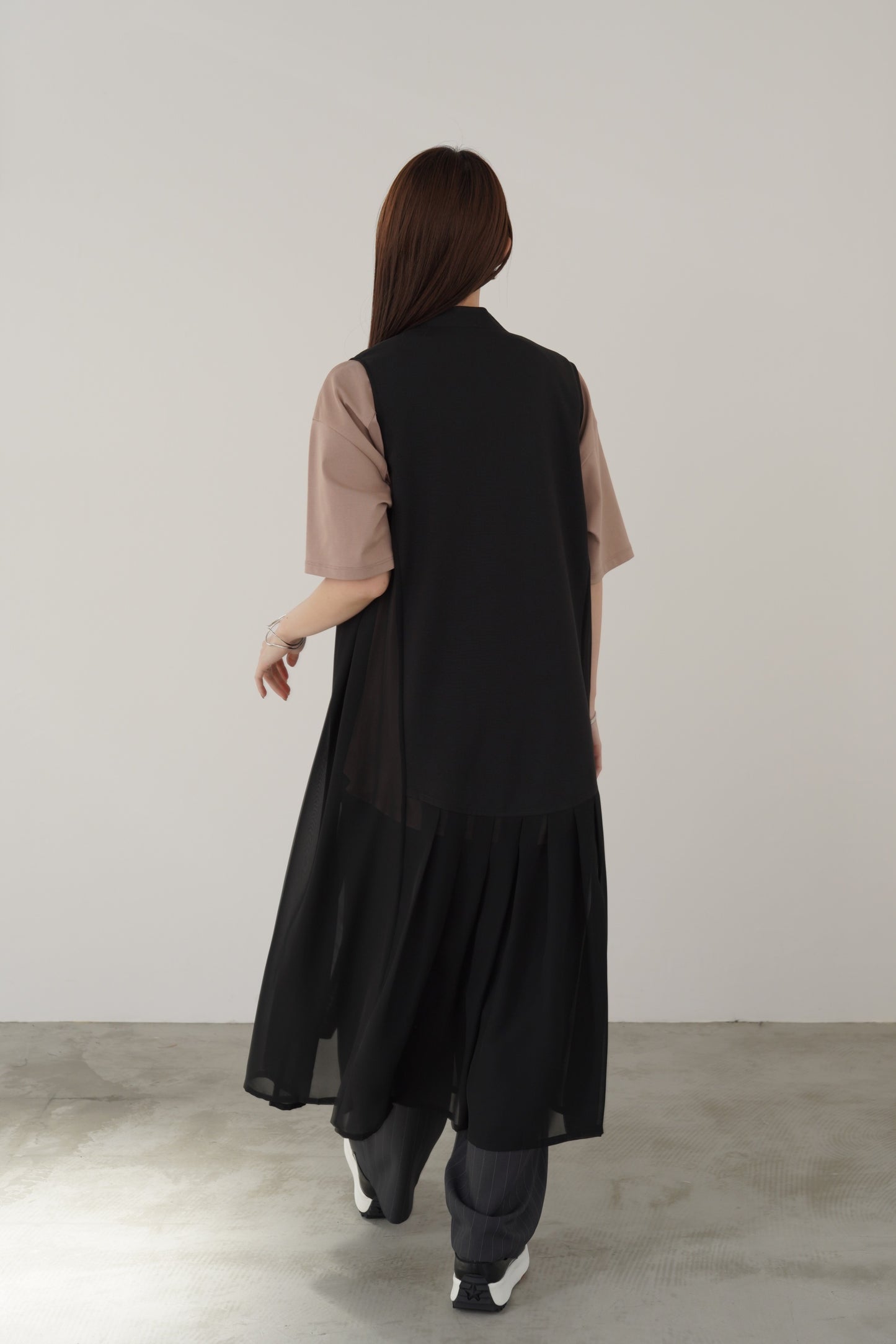 タックシフォンロングジレ　15793