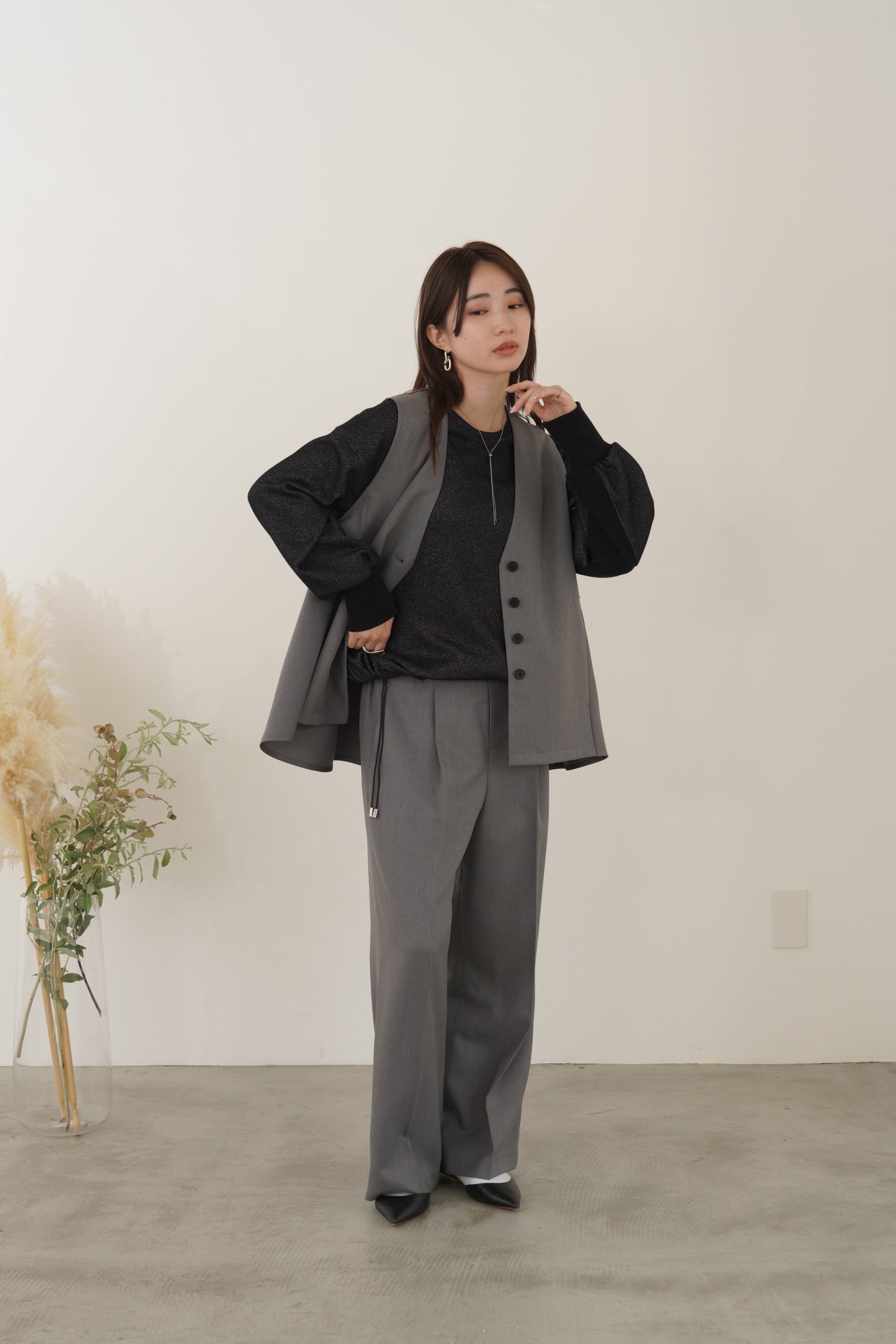 ミニフリルストレートパンツ　23165