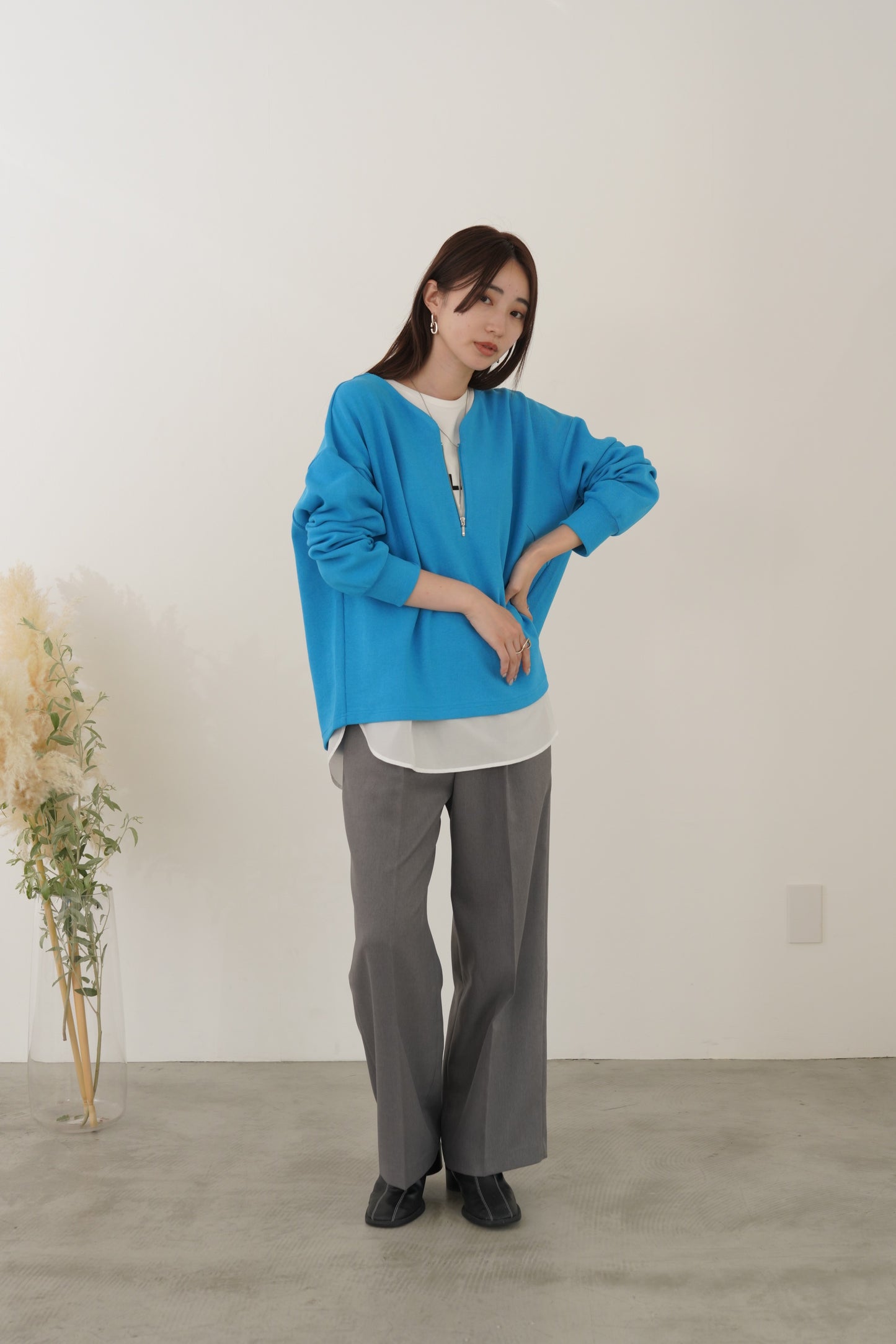 ミニフリルストレートパンツ　23165